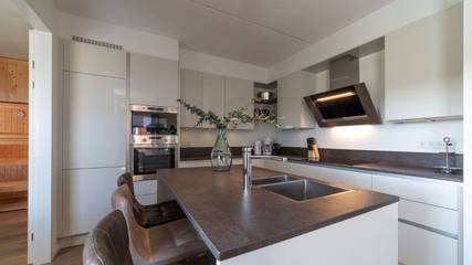 Ferienhaus für 11 Personen, mit Whirlpool und Sauna sowie Garten in Colijnsplaat