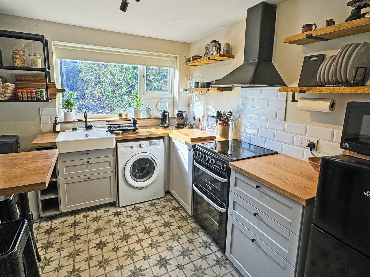 Holly Tree Cottage in Stroud, Gloucestershire