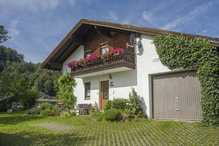 Ferienwohnung für 2 Personen, mit Garten und Balkon, kinderfreundlich in Oberaudorf - 2