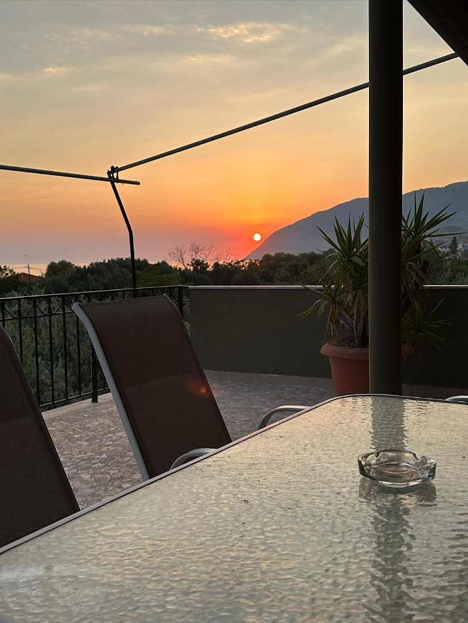 Ferienhaus für 9 Personen, mit Garten und Ausblick - 1
