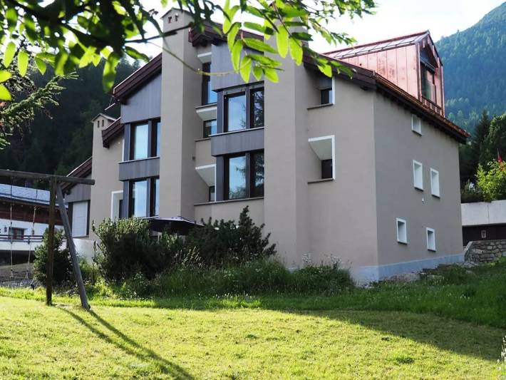 Ganze Wohnung, 3 Zimmer 2 Personen in La Punt-Chamues-ch, Sankt Moritz