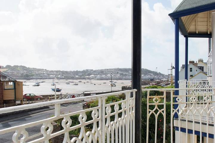 Cottage for 10 people, with garden in Instow