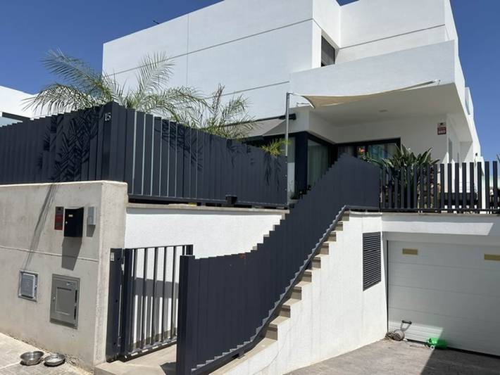 Casa rural para 6 personas, con Jacuzzi además de Terraza y Piscina en Dolores