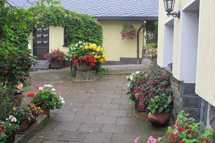 Ferienhaus für 6 Personen, mit Terrasse und Garten - 1