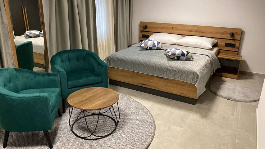 Maison d’hôte pour 2 personnes, avec terrasse et jardin dans Plitvička Jezera