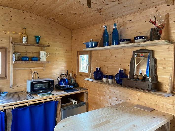 Camping pour 2 personnes, avec vue ainsi que jardin et terrasse dans la Creuse - 4