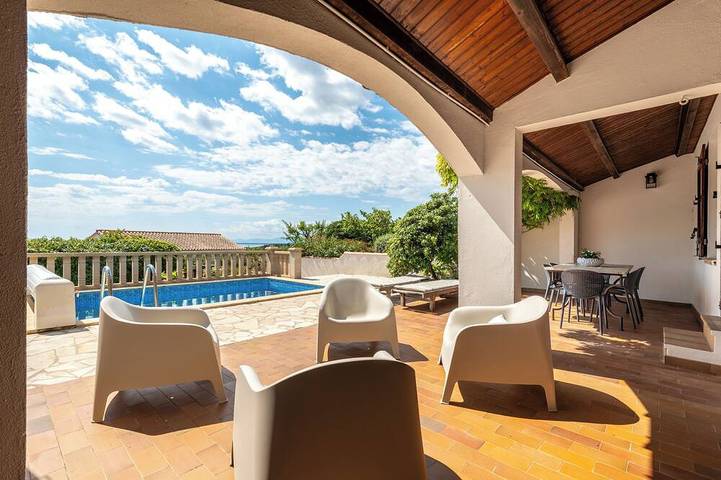 Ferienhaus für 6 Personen, mit Balkon und Garten