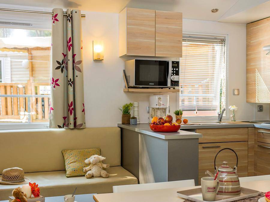 Camping Aec Vacances Les Dauphins - Mobilhome 5 personas - Alquiler de mobil home Confort - 2 habitaciones in Saint-Cyr-sur-Mer, Region de Toulon