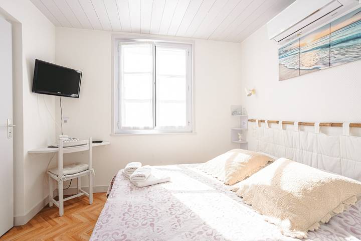 Location de vacances pour 2 personnes, avec Jardin à Ars-en-Ré - 2