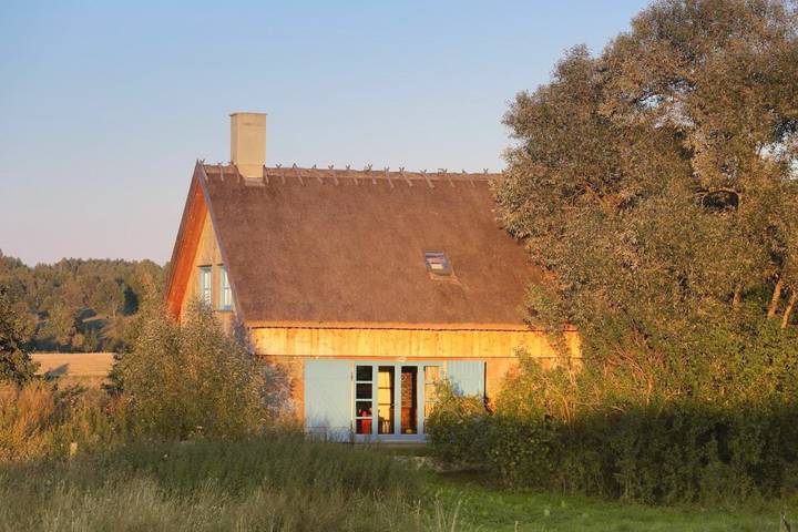 Domek letniskowy dla 14 osób, z ogród i widok oraz widok na jezioro na Podlasie