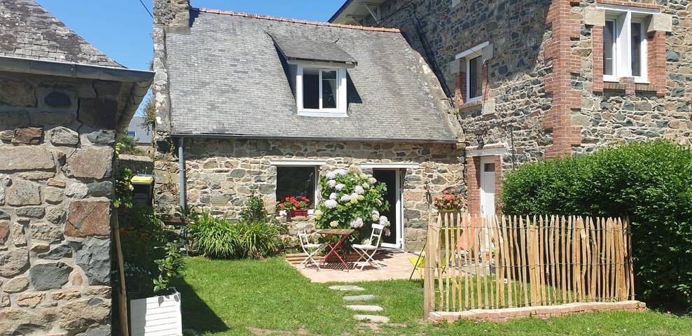 Gîte pour 2 personnes à Plougrescant