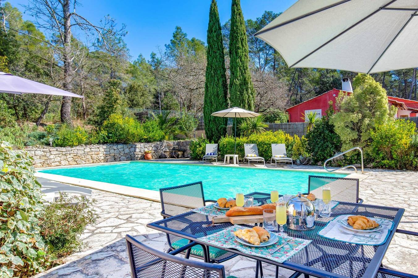 Villa Bois Tranquille by Villa Plus in Bagnols-en-Forêt, Region de Draguignan