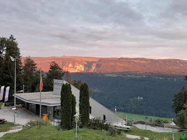 Gîte pour 2 personnes, avec terrasse à Saint-Imier - 2