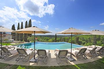 Villa Con Piscina per 10 Persone in Arezzo, Provincia di Arezzo, Foto 1