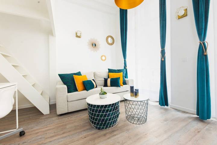 Loft for 3 people in Paris