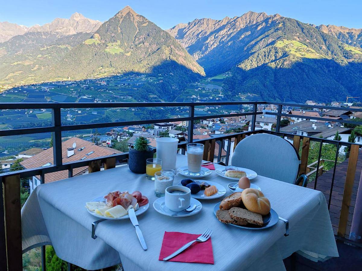 Schenna Garni Eden Bed & Breakfast in St. Georgen (Schenna), Schenna