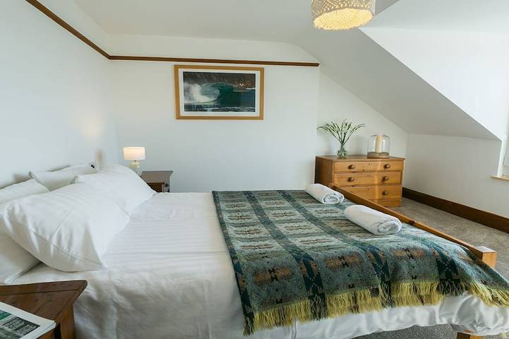Gwelfor - Meerblick, Schlafmöglichkeiten für 8 Gäste in 4 Schlafzimmern in Nefyn, Gwynedd