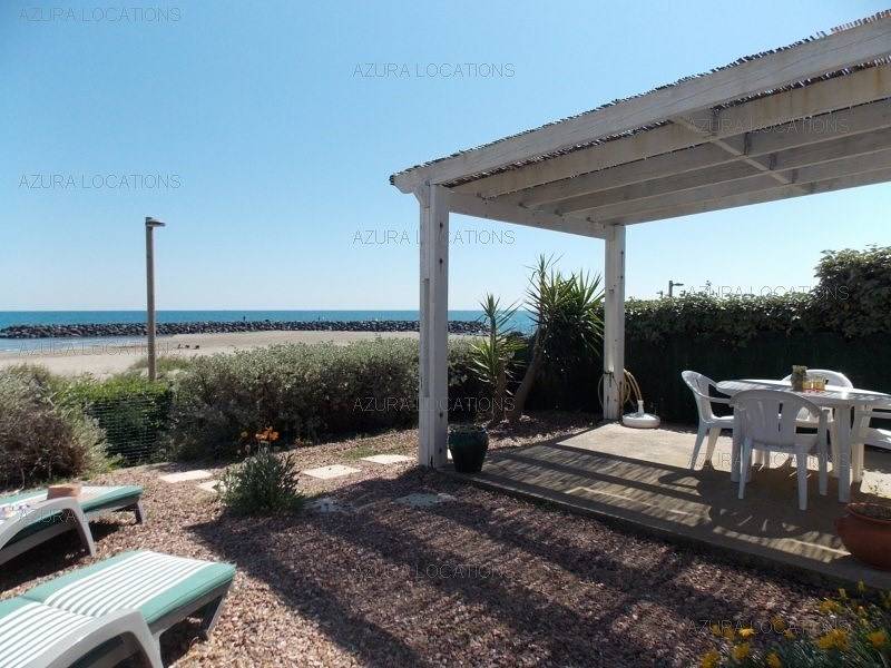 Appartement de vacances entier, Villa 2 pièces 4 couchages "Les Pieds dans l'eau" climatisée Rochelongue Cap D'Agde in Cap d'Agde, Agde