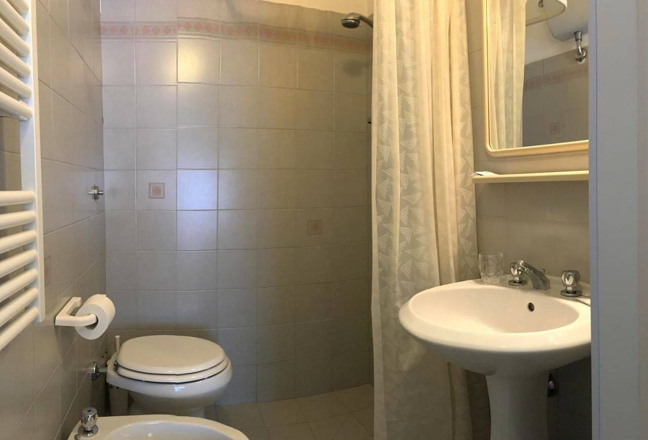 Double or Twin Room with Shared Bathroom in Lido di Camaiore, Camaiore