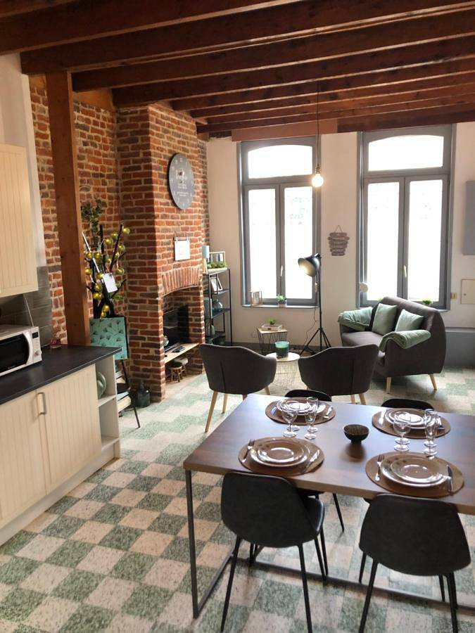 Location de vacances pour 5 personnes, avec Terrasse à Godewaersvelde