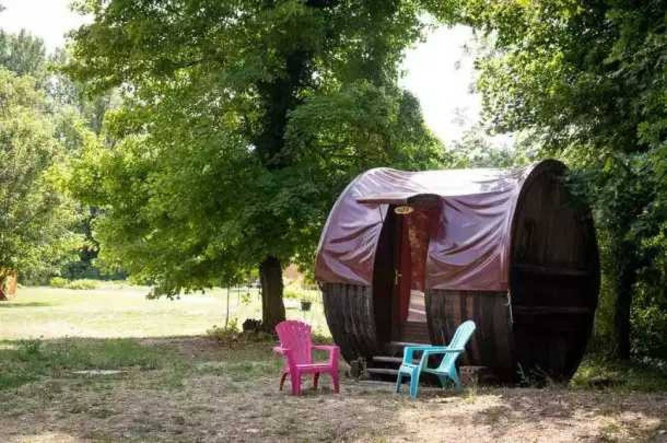 Zecamping 2 étoiles piscine couverte locatif 6m2 in Bar-sur-Aube, Aube
