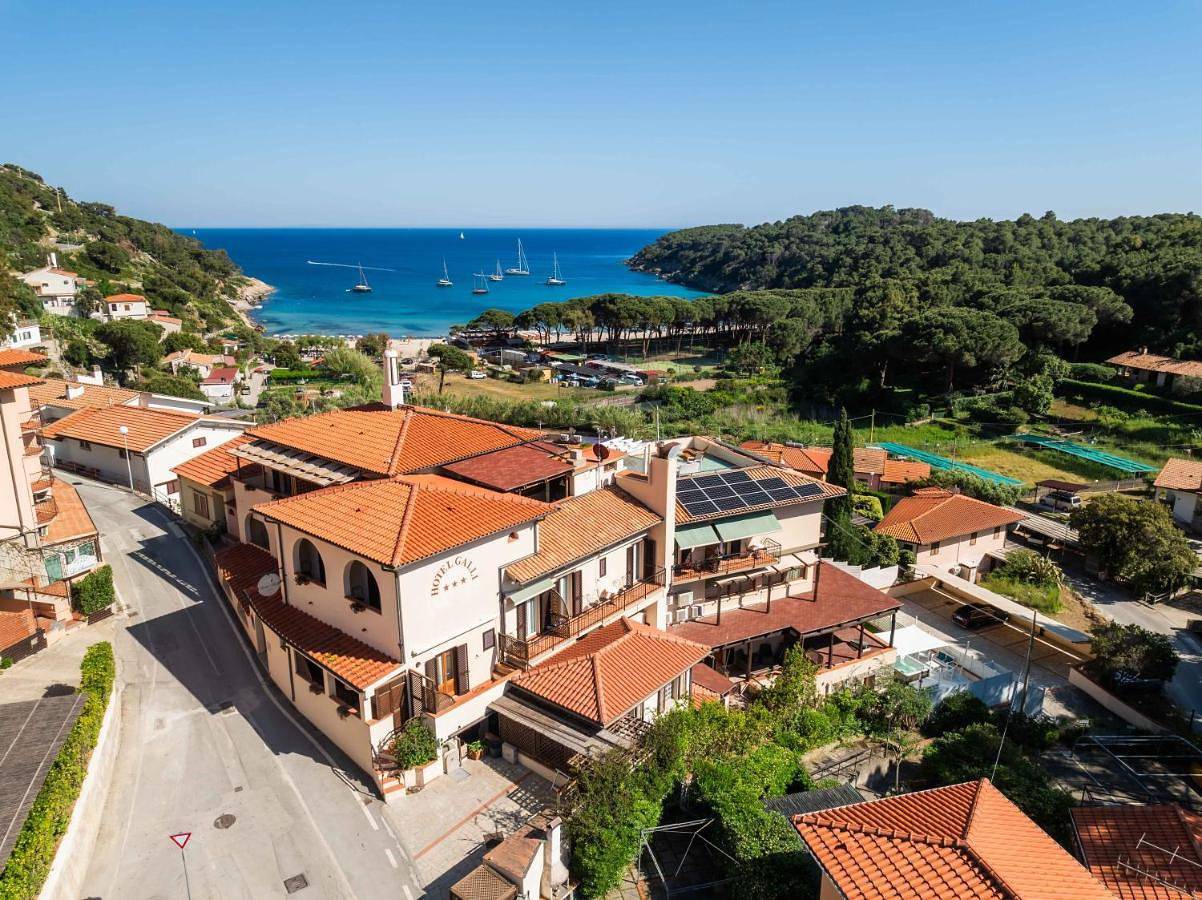 Hotel Galli - Wellness & Spa - Parcheggio gratuito in Spiaggia di Fetovaia (Campo nell'Elba), Campo nell'Elba