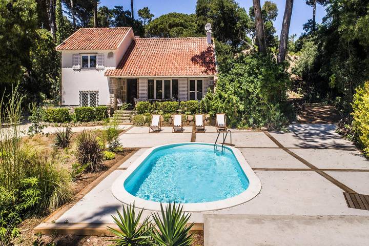 Location de vacances pour 10 personnes, avec piscine dans Colares - 2