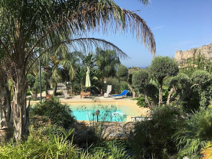 Villa pour 6 personnes, avec jardin et balcon ainsi que vue et piscine à Carini - 3