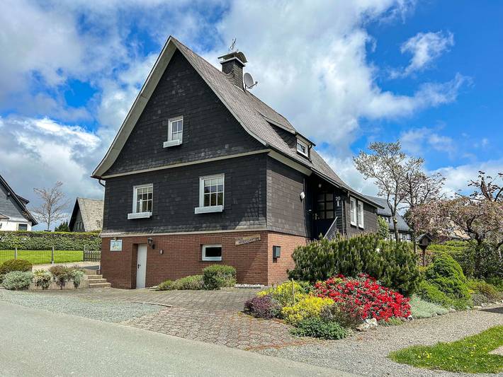 Vakantiehuis voor 6 personen, met tuin en terras, kindvriendelijk in Altastenberg