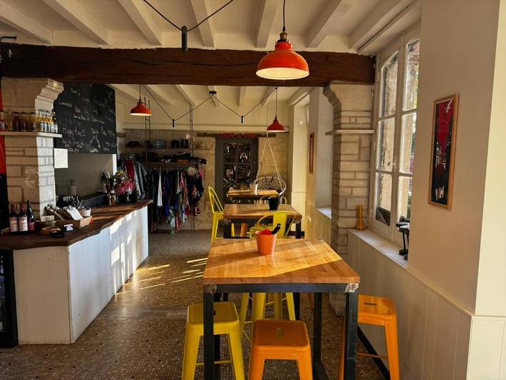 Hôtel pour 2 personnes, avec terrasse et jardin, animaux acceptés à Bourgueil - 3