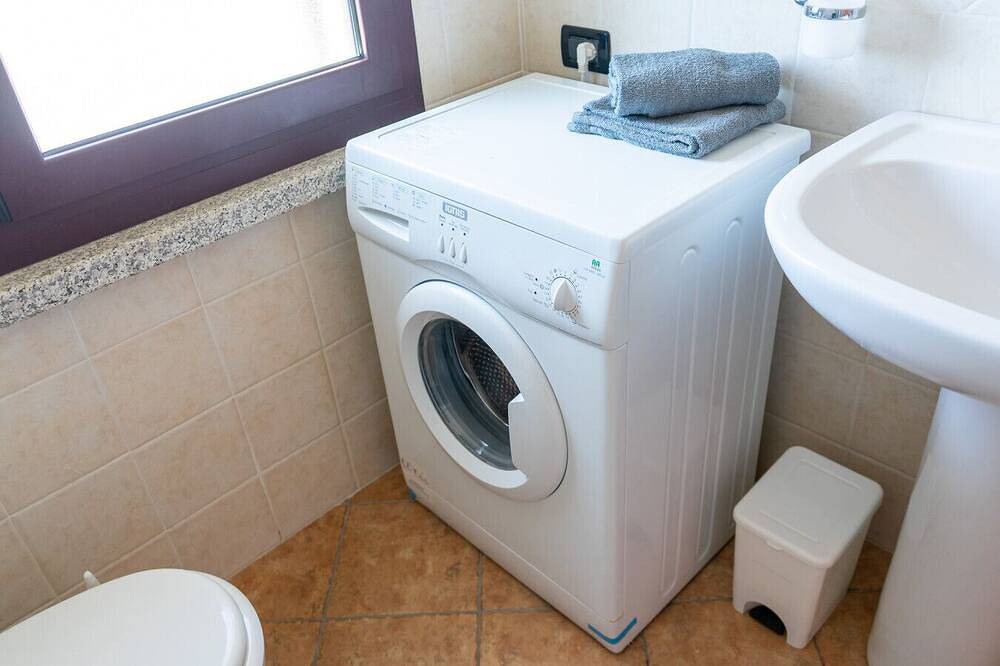 Apartamento entero, Dolphin Apartment in La Caletta, Siniscola