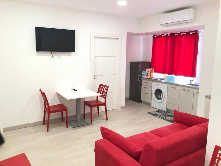 B&b per 5 persone, con balcone in Paola