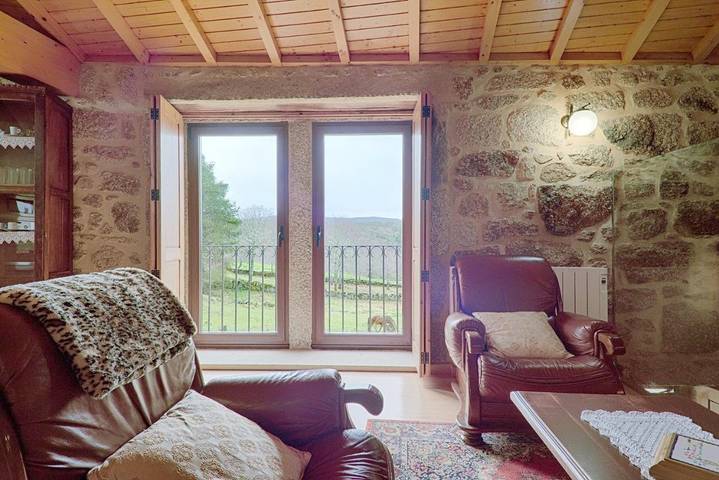 Location de vacances pour 7 personnes, avec vue et jardin à Castro Laboreiro - 2