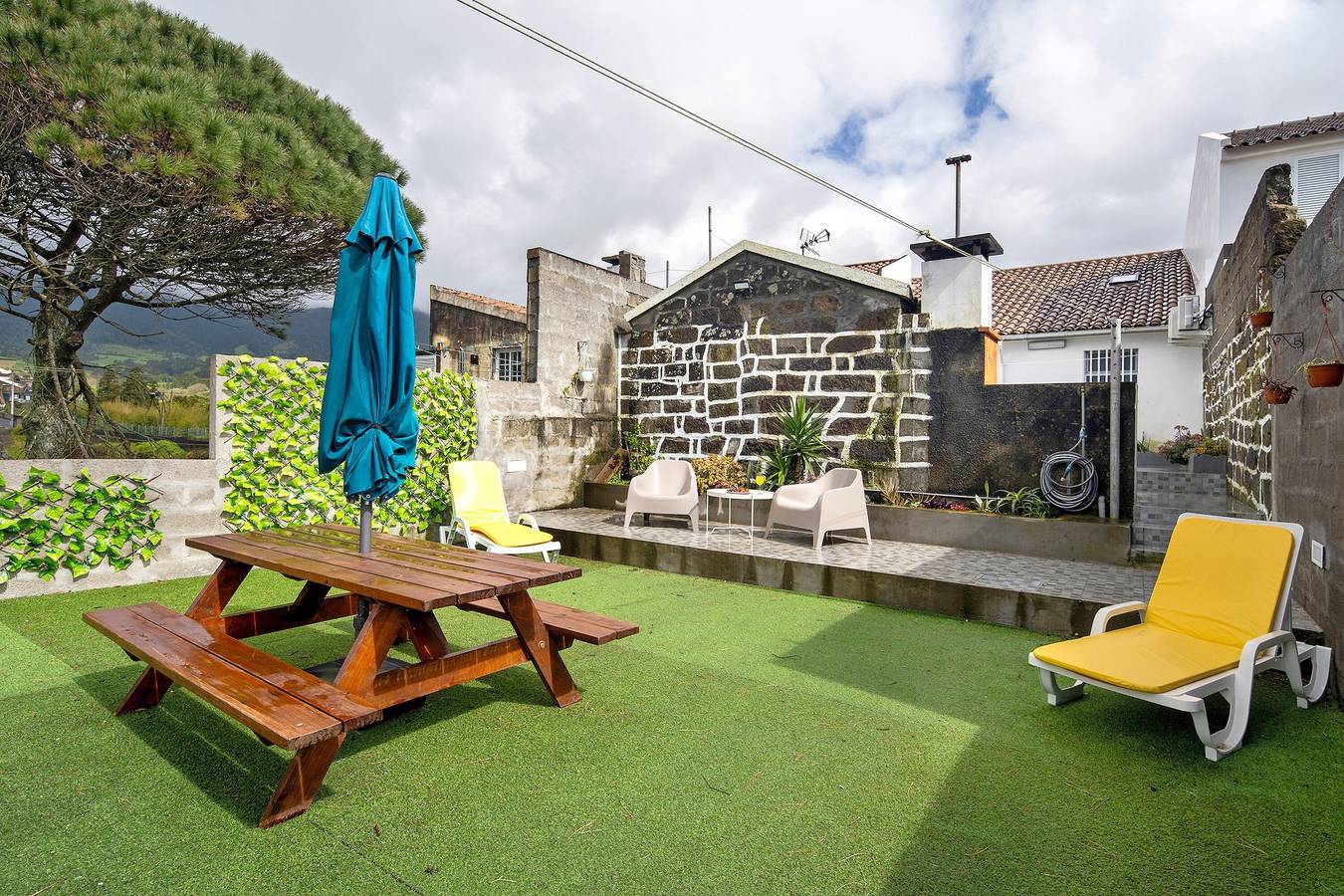 Maison de vacances 'Casa Xadrez' avec vue sur la mer, Wi-Fi et climatisation in São Miguel Island, Povoação