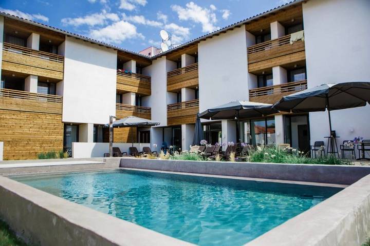 Hôtel pour 2 personnes, avec Balcon et Terrasse ainsi que Jardin et Piscine à Hendaye
