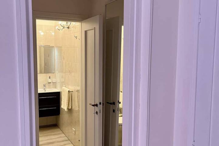 Gîte pour 4 personnes, avec terrasse, animaux acceptés dans Ispra - 4