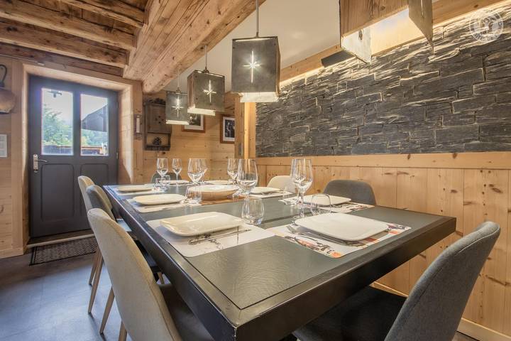 Gîte pour 8 personnes, avec piscine et terrasse à Saint-Pancrace - 3