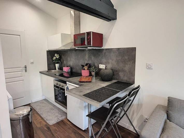 Gîte pour 2 personnes, avec terrasse et jardin à Longvic - 3