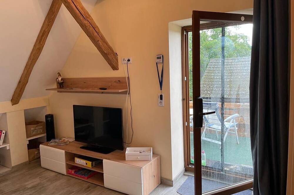 Ganze Wohnung, Gemütliche Ferienwohnung Nr. 2 von 2 im Dg im Spreewald Schlabendorf am See in Schlabendorf, Luckau
