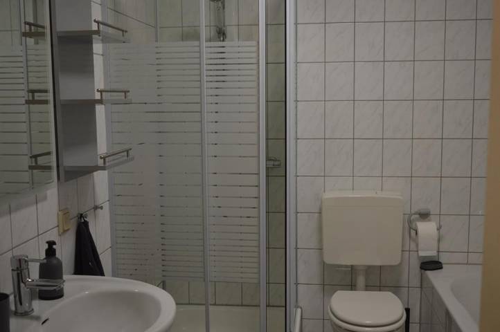 Ferienwohnung für 8 Personen, mit Balkon und Garten in Hofgeismar - 2