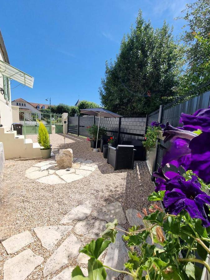 Location de vacances pour 6 personnes, avec jardin à Mareuil-lès-Meaux