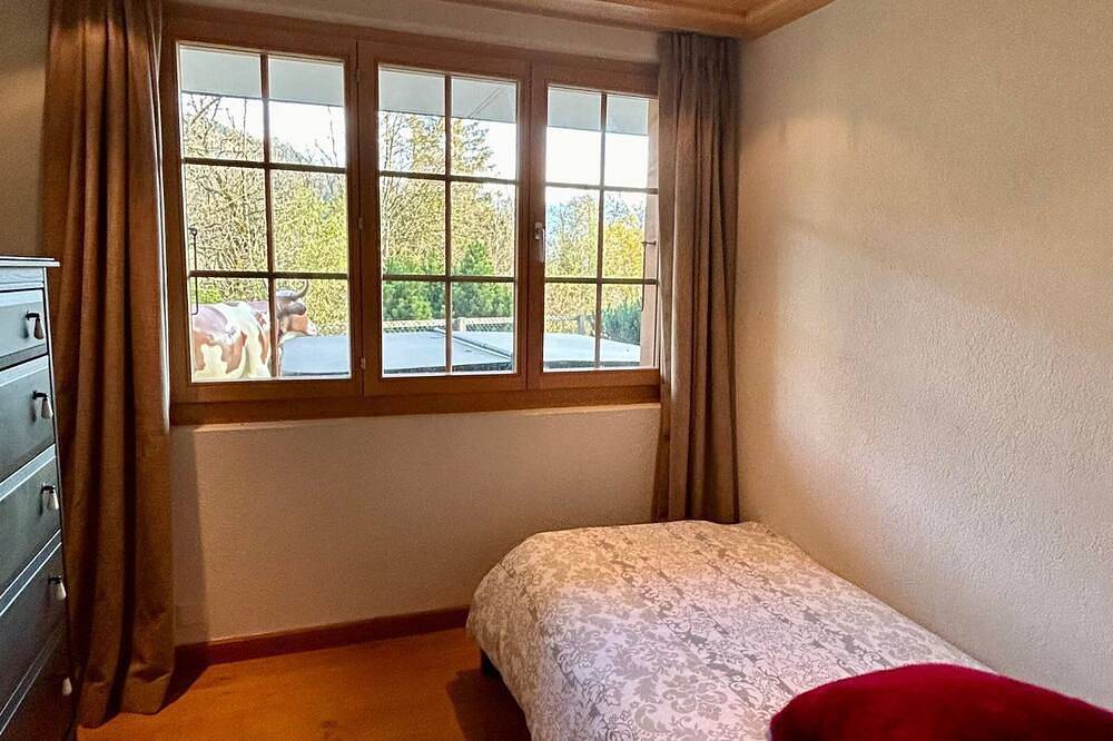 Ganze Wohnung, Luxuriöse Wohnung mit Whirlpool & Sauna in Saanenmöser, Saanen