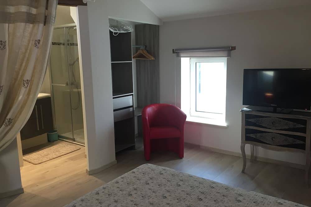 Loft romántico en casa de campo provenzal del siglo Xviii in La Garde-Adhémar, Región de Nyons