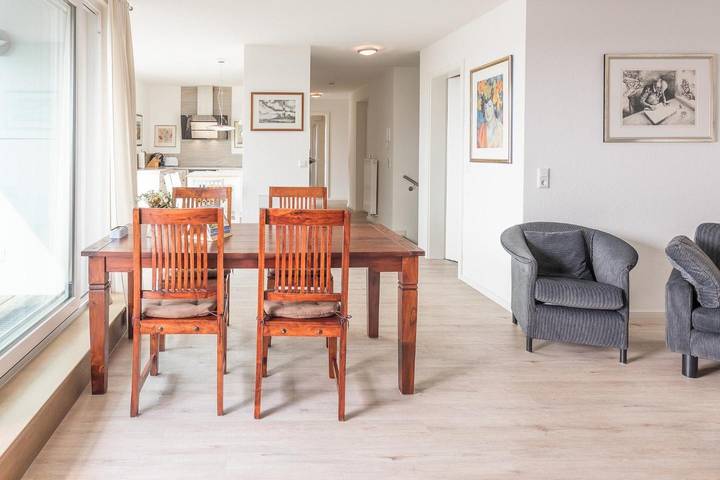 Ganze Wohnung, Ferienwohnung Vis à vis zum Schloss in Husum für bis zu 4 Personen in Husum Hafen, Husum