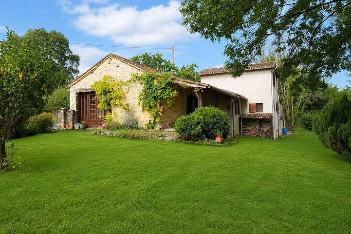 Location de vacances pour 6 personnes à Tourliac