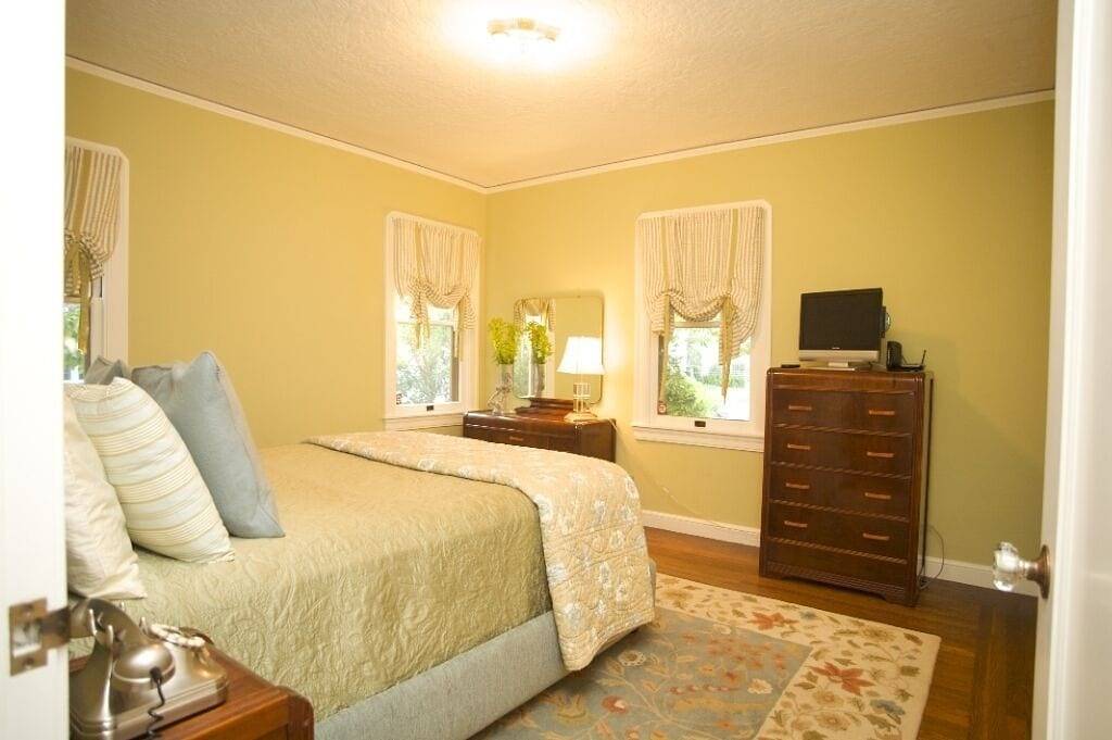 Massa Cottage ~ Gehen Sie in die Innenstadt von Napa ~ Bocce Court in Napa, Napa Valley