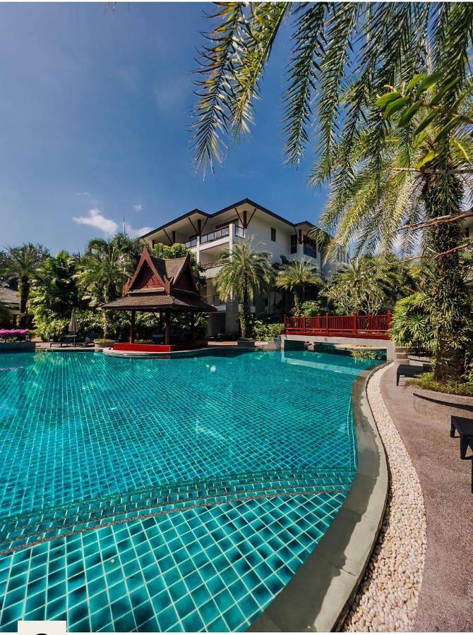 Gîte pour 4 personnes, avec vue et piscine ainsi que balcon et bassin pour enfant dans Nai Thon Beach