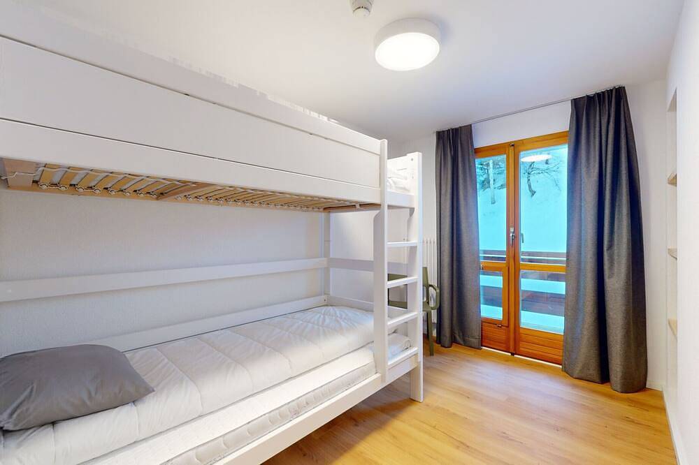 Chalet de l'Ours Authentic Étage Tournay 12 pers in Les Agettes, Alpes valaisannes