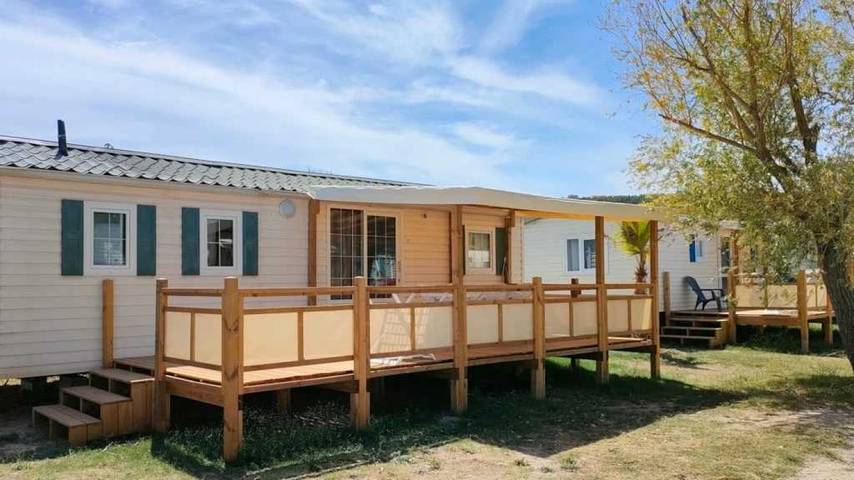 Wohnwagen für 8 Personen, mit Kinderpool - 1