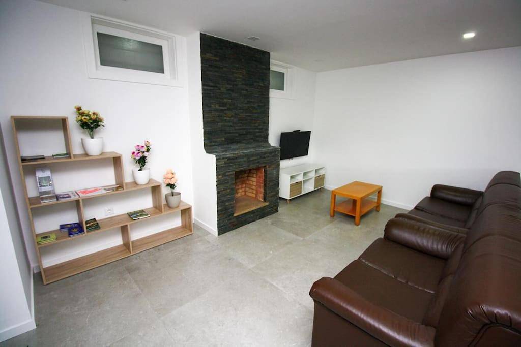 Six-Bedroom House in Nogueira do Cravo e Pindelo, Aveiro Distrikt
